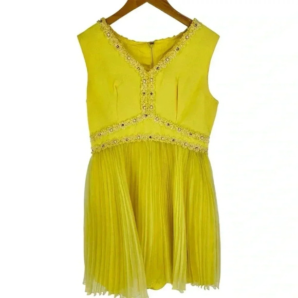 Vintage 60s mini dress with pearl and crystal accents at bodice - Picture 1 of 9